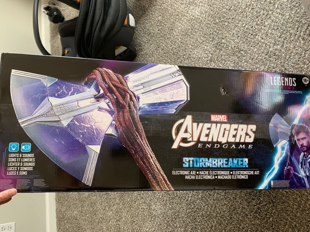 Stormbreaker - Hasbro (Marvel Legends) action figure collectible [Barcode 5010993731770] - Main Image 2