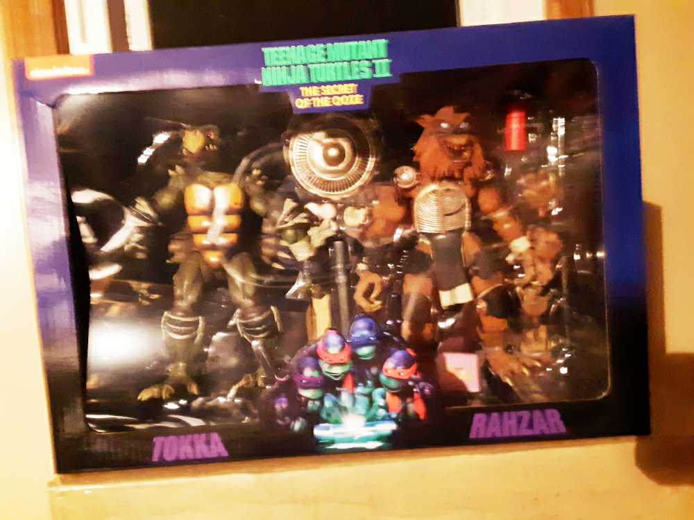 Neca - TMNT Secret of the Ooze Tokka & Rahzar - Neca (Teenage Mutant Ninja Turtles (Neca)) action figure collectible [Barcode 634482541272] - Main Image 3