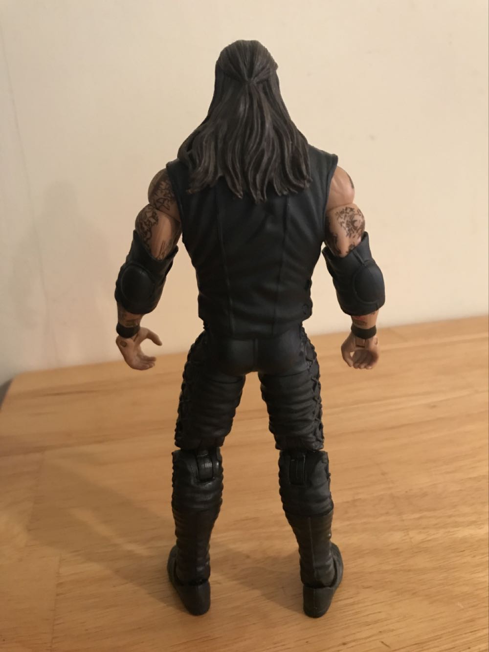 The Undertaker - Mattel Wwe (WWE Defining Moments The Undertaker (Survivor Series 1996)) action figure collectible - Main Image 4