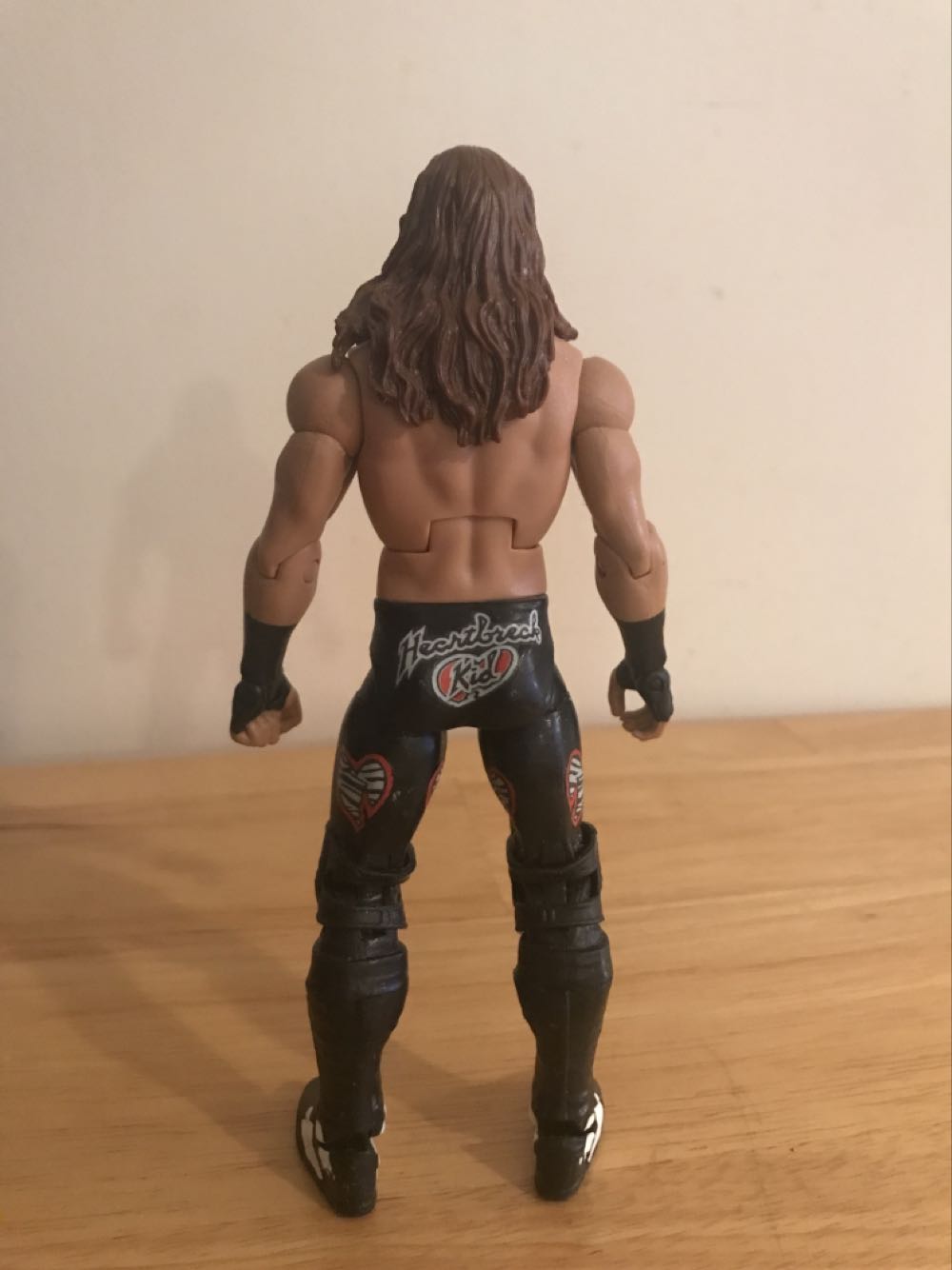 Shawn Michaels - Mattel Wwe (WWE Elite Custom Shawn Michaels ( 1996 RAW vs HHH attire)) action figure collectible - Main Image 2