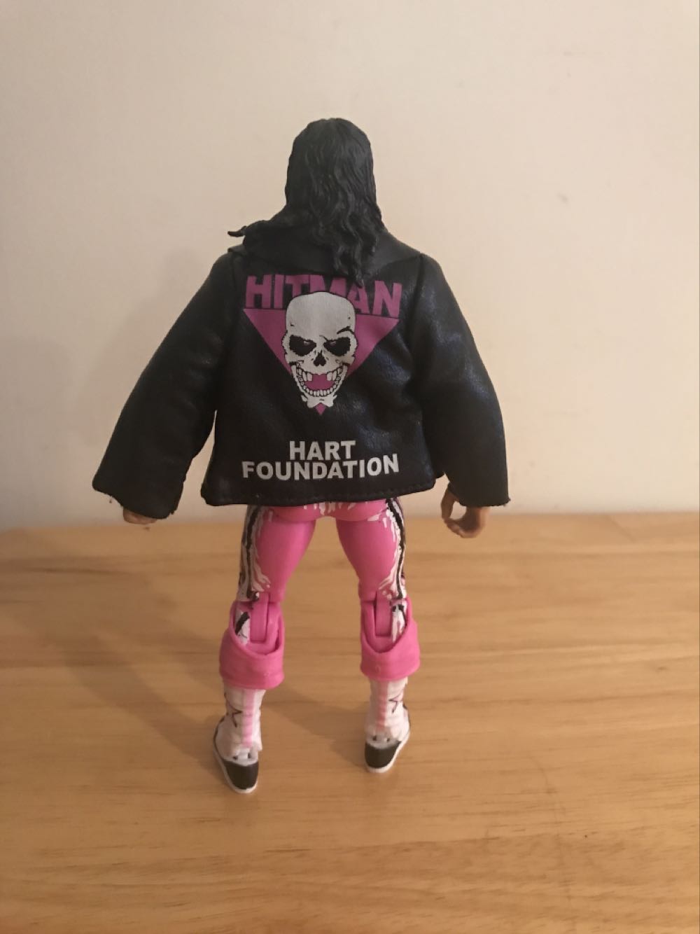Bret “Hitman” Hart - Mattel Wwe (WWE Wrestlemania XXX Elite Series Bret “Hitman” Hart (with Defining Moments jacket)) action figure collectible - Main Image 2