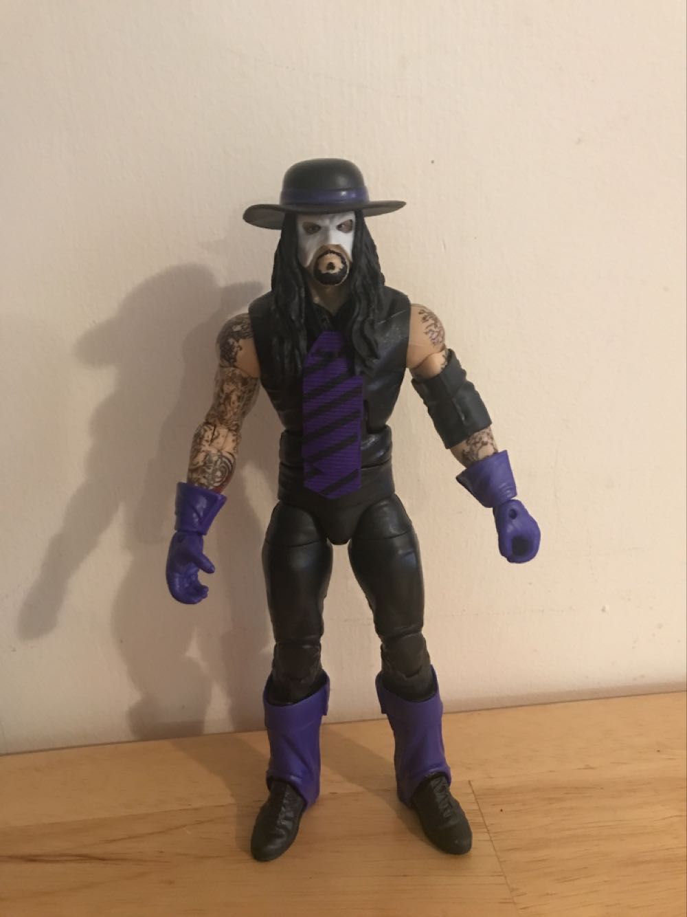 The Undertaker - Mattel Wwe (WWE Elite Series Lost Legends The Undertaker (with soft leather coat)) action figure collectible - Main Image 3
