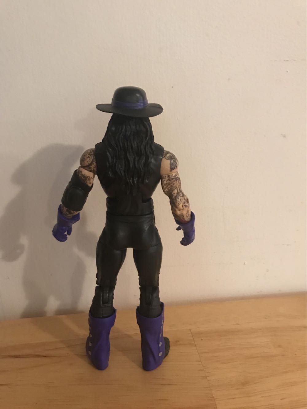 The Undertaker - Mattel Wwe (WWE Elite Series Lost Legends The Undertaker (with soft leather coat)) action figure collectible - Main Image 4