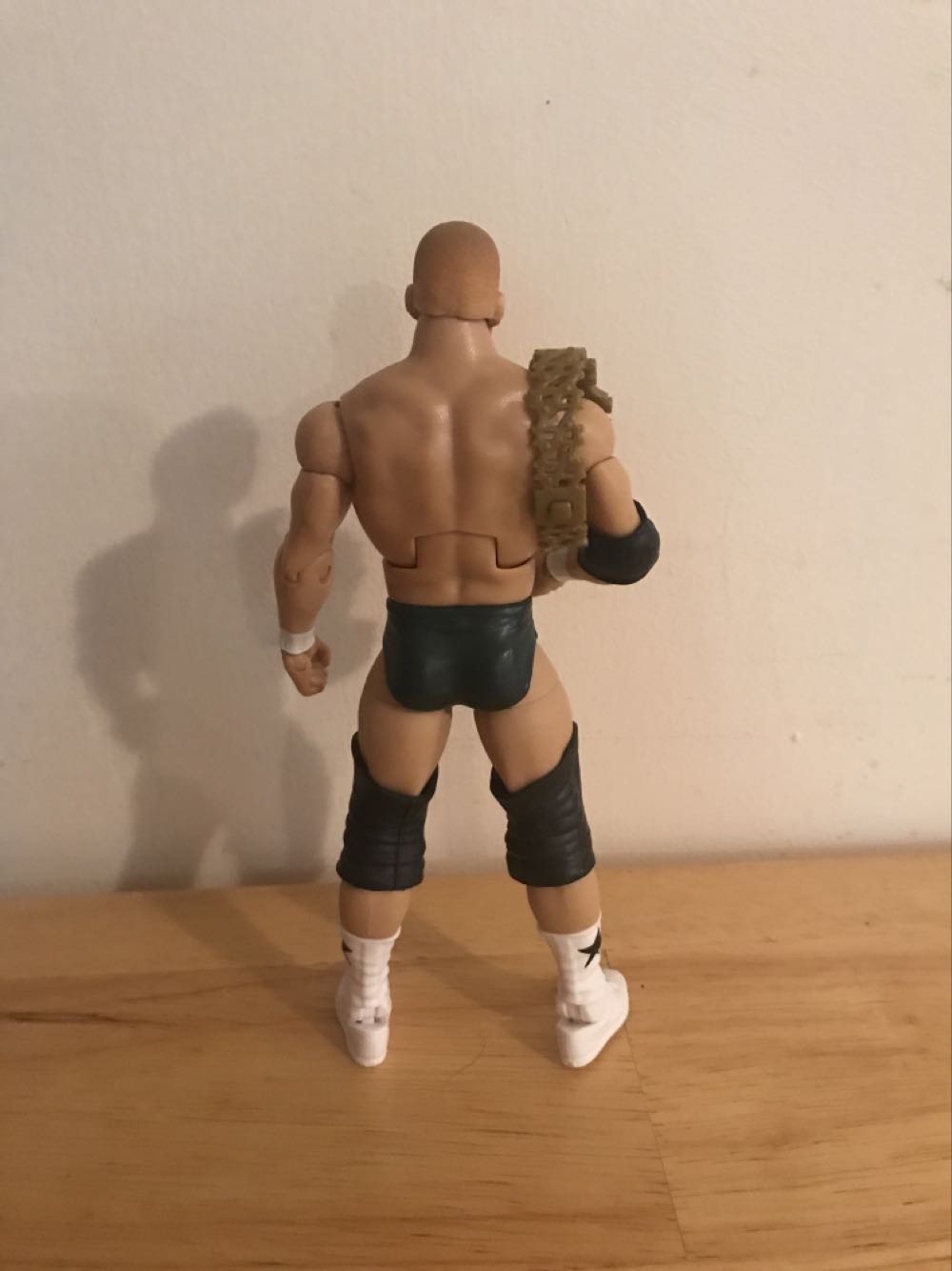 The Ringmaster - Mattel Wwe (WWE Elite Series Toys R’ Us Exclusive Network Spotlight The Ringmaster) action figure collectible - Main Image 2