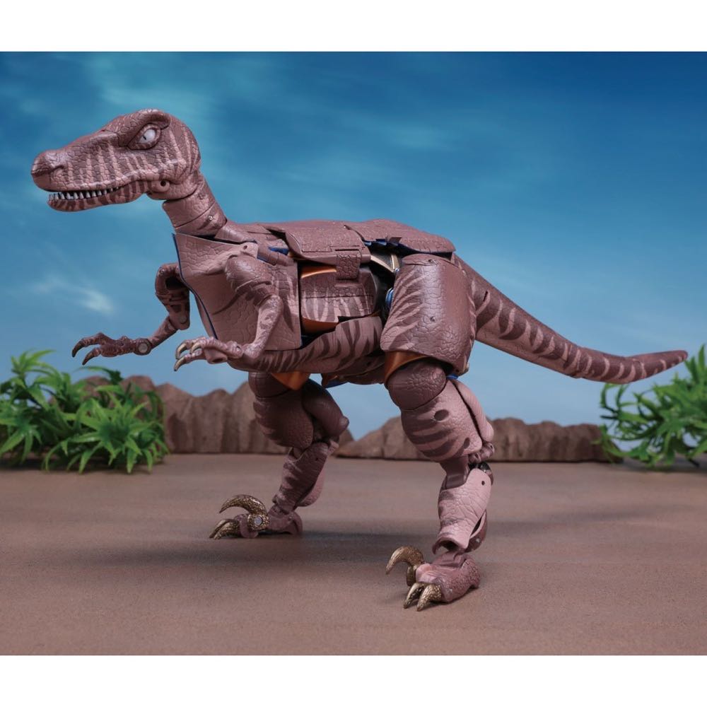 Masterpiece MP-41 Dinobot - Takara Tomy (Masterpiece Transformers) action figure collectible - Main Image 2