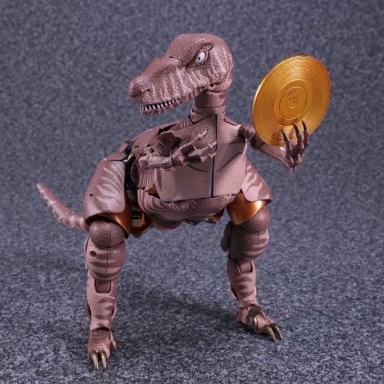 Masterpiece MP-41 Dinobot - Takara Tomy (Masterpiece Transformers) action figure collectible - Main Image 3