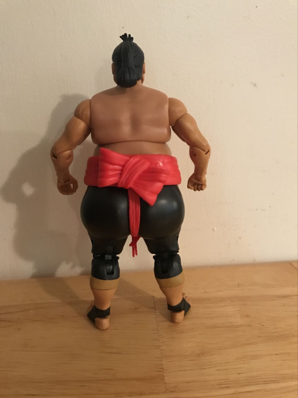 Yokozuna - Mattel Wwe (WWE Elite Walmart Exclusive Flashback Series 1 Yokozuna) action figure collectible - Main Image 2