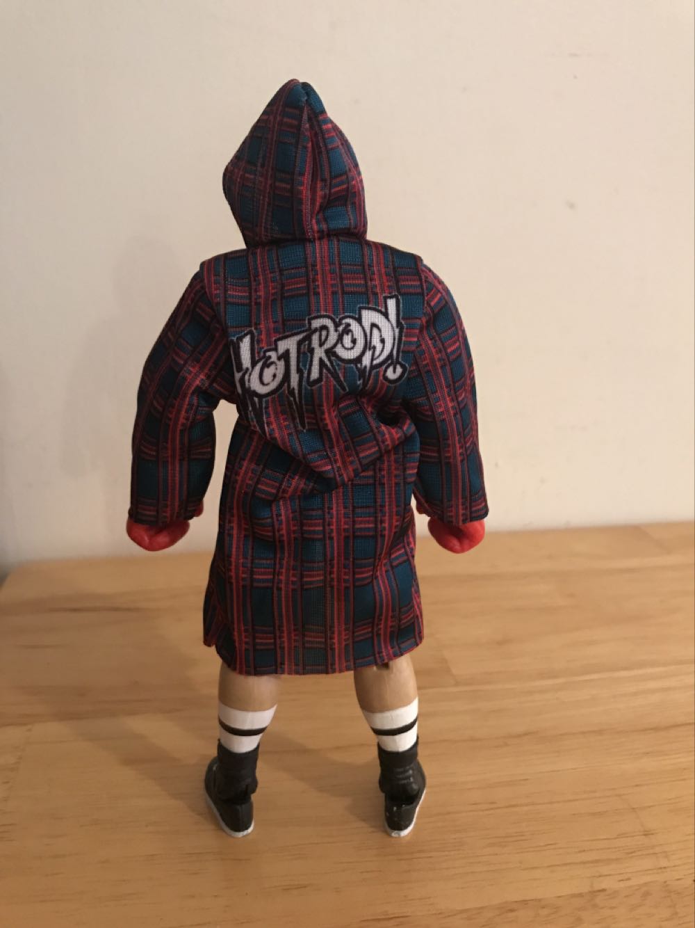 “Rowdy” Roddy Piper - Mattel Wwe (WWE Elite Ringside Collectibles Exclusive Wrestlemania II Boxing match 2 pack “Rowdy” Roddy Piper) action figure collectible - Main Image 2