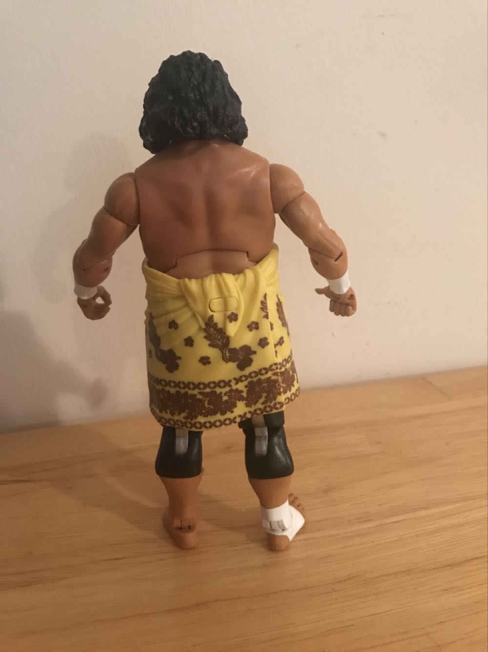Wild Samoans Sika - Mattel Wwe (WWE Elite Target Exclusive Hall of Fame Tag Team Series “The Wild Samoans” Sika) action figure collectible - Main Image 2