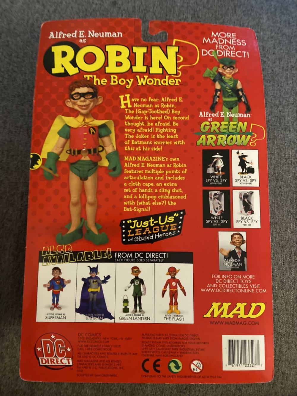 MAD’s Alfred E. Neuman as Robin The Boy Wonder? - DC Direct action figure collectible [Barcode 761941233277] - Main Image 3