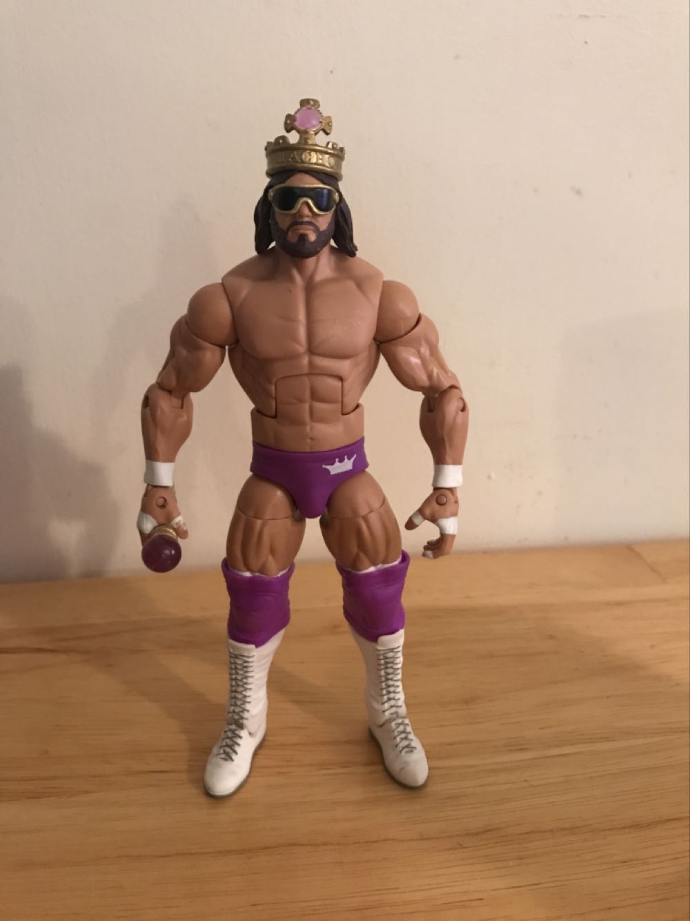 “Macho King” Randy Savage - Mattel Wwe (WWE Elite Ringside Collectibles Exclusive Legends Series “Macho King” Randy Savage) action figure collectible - Main Image 3