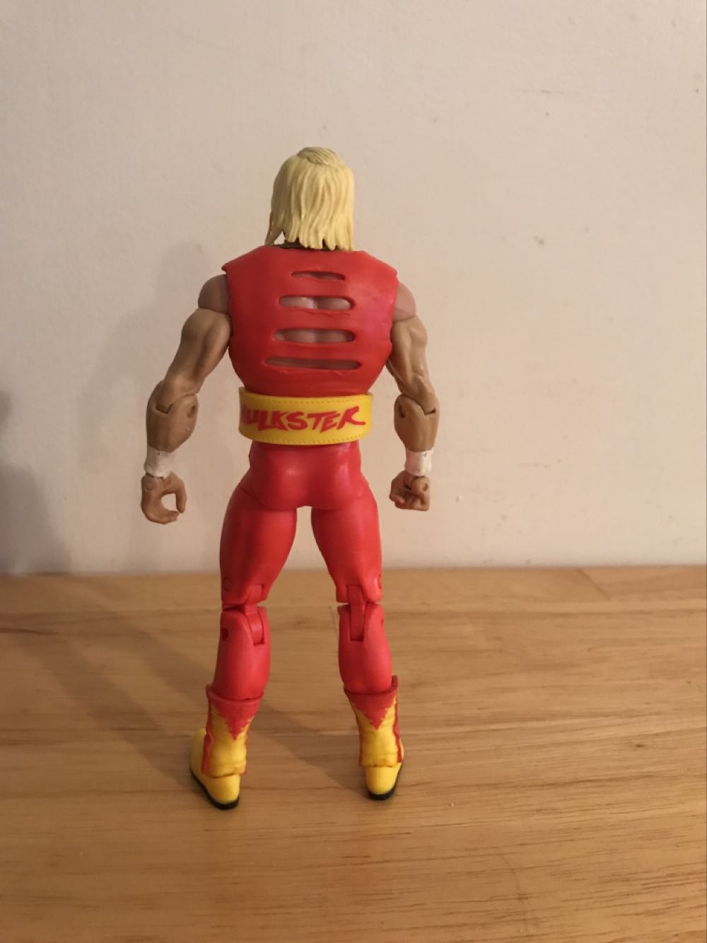 Hulk Hogan  (WWE Elite Custom Hulk Hogan) action figure collectible - Main Image 2