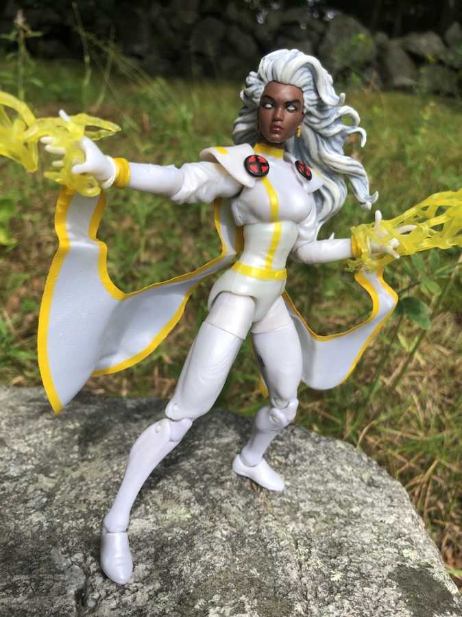 The Uncanny X-Men Storm - Hasbro (Marvel Legends) action figure collectible - Main Image 2