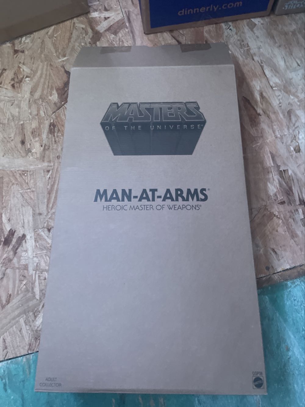 MAN-AT-ARMS - Masters Of The Universe Classics (Mattel) (Masters Of The Universe) action figure collectible [Barcode 887961070620] - Main Image 2