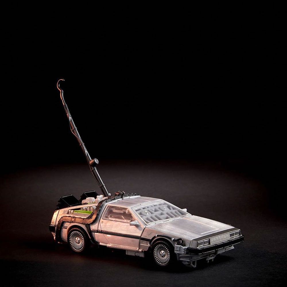 Transformers: X Back To The Future CROSSOVERS: Gigawatt - Hasbro (Space/Sci-fi) action figure collectible [Barcode 5010993743520] - Main Image 4