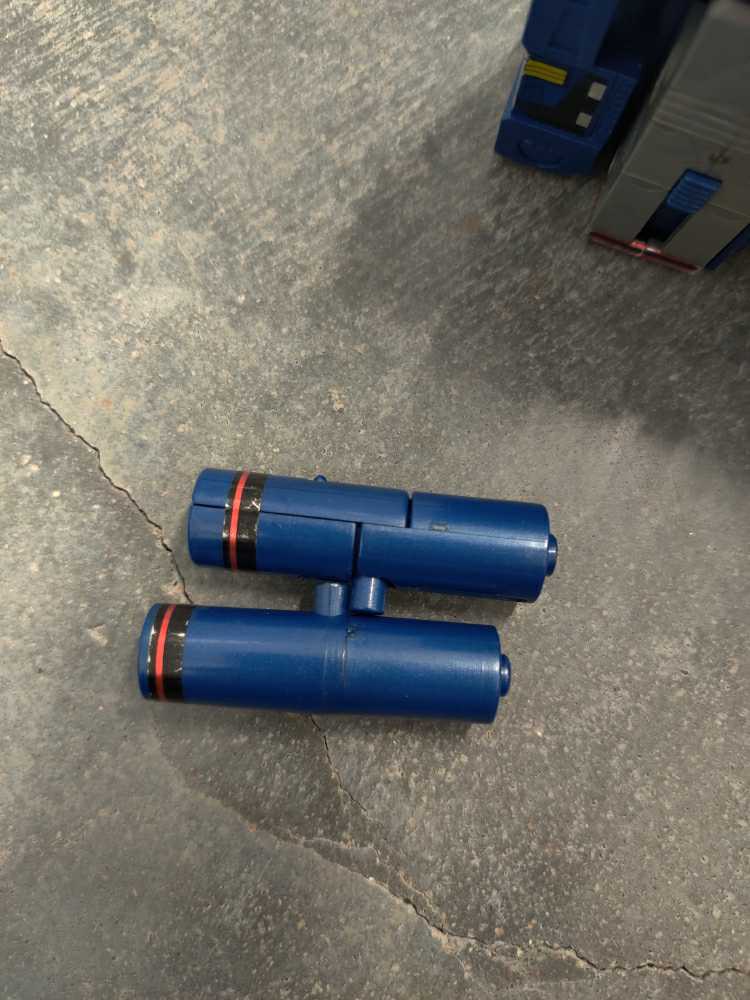 Soundwave 4th Radio Mode Cassette - Hasbro (1984) action figure collectible [Barcode 5011809111984] - Main Image 3