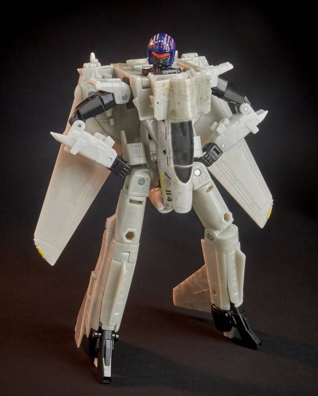 Maverick - Hasbro (Transformers Crossovers) action figure collectible [Barcode 630509934782] - Main Image 2