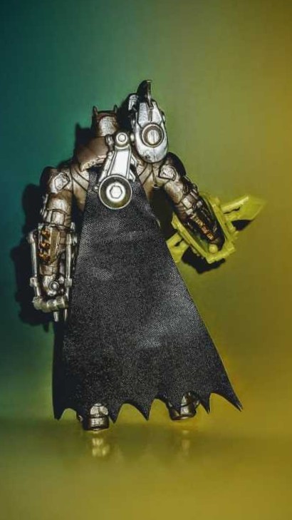 Batman: Armored - Spin Master (The Caped Crusader) action figure collectible - Main Image 3