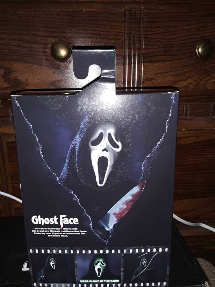 Scream - Ghostface - FILMS - HORROR (Scream) action figure collectible [Barcode 634482413722] - Main Image 3