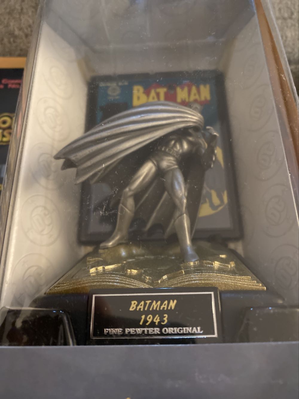 Batman 1993 Fine Pewter Original - Comic Book Champions (DC Comics Batman Golden Age pewter collectible) action figure collectible [Barcode 095949100003] - Main Image 2