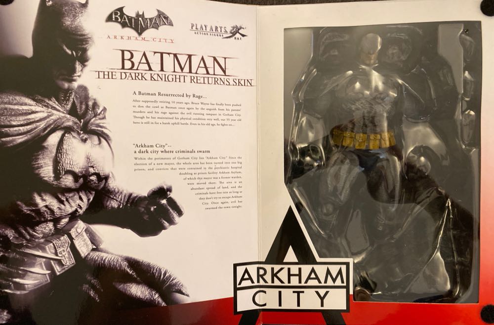 AC Square Enix Batman The Dark Knight Returns Skin ”batman Arkham City” Play Arts Kai - Square Enix (Batman Arkham City) action figure collectible [Barcode 662248812496] - Main Image 4