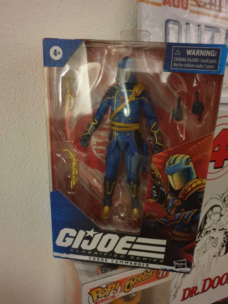 Cobra Commander (Regal) #06 - Hasbro (G.I. Joe) action figure collectible [Barcode 5010993847747] - Main Image 4