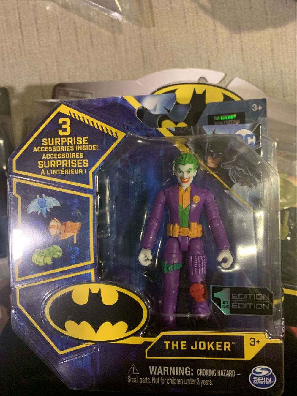 Spin master joker kneepads  action figure collectible - Main Image 1