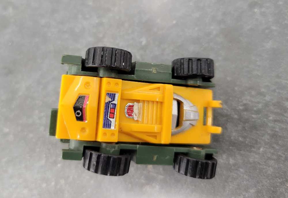 Brawn 4th Vehicle Mode Minibot Mini Bot - Hasbro (1984) action figure collectible - Main Image 4