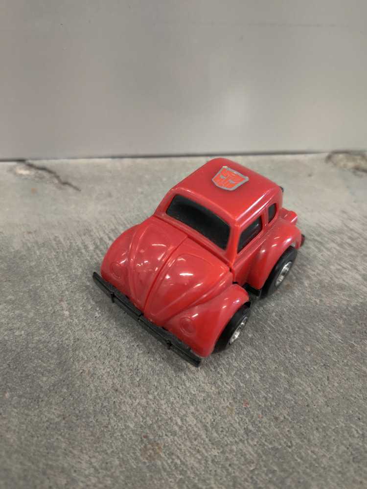 Funko Pop! Movies: To All The Boys Lara Jean With Letter Multicolor