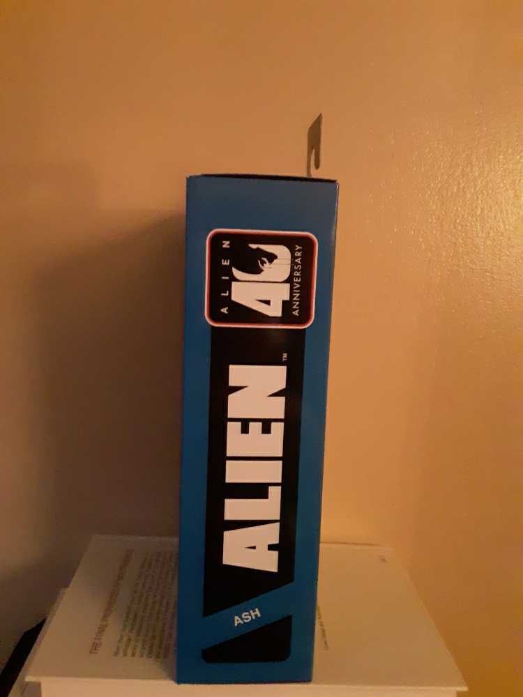 Ash - ALIENS (Alien) action figure collectible [Barcode 634482517048] - Main Image 4