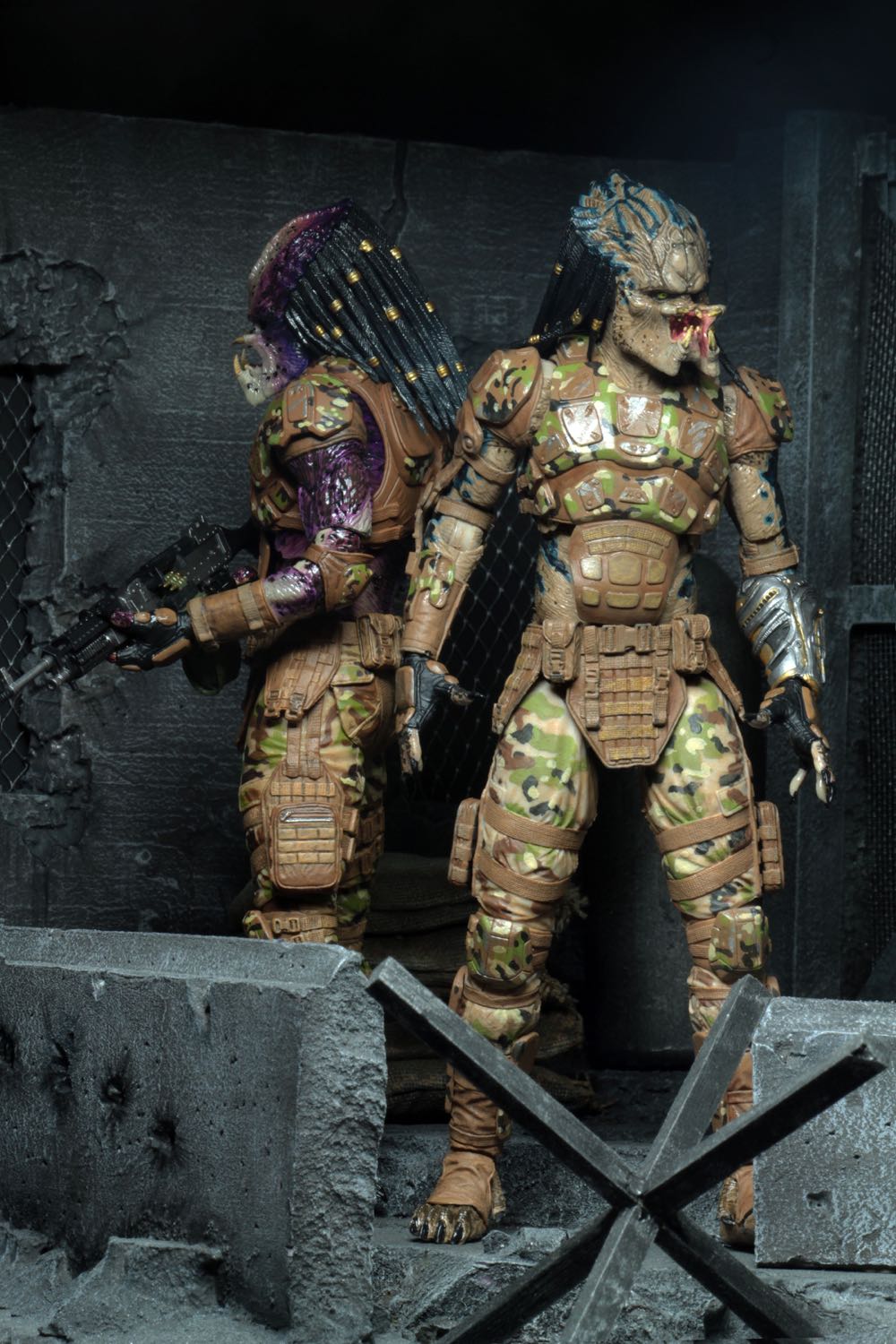 Predator Emissary Predator - Neca/Reel Toys (Predator) action figure collectible [Barcode 634482515761] - Main Image 4