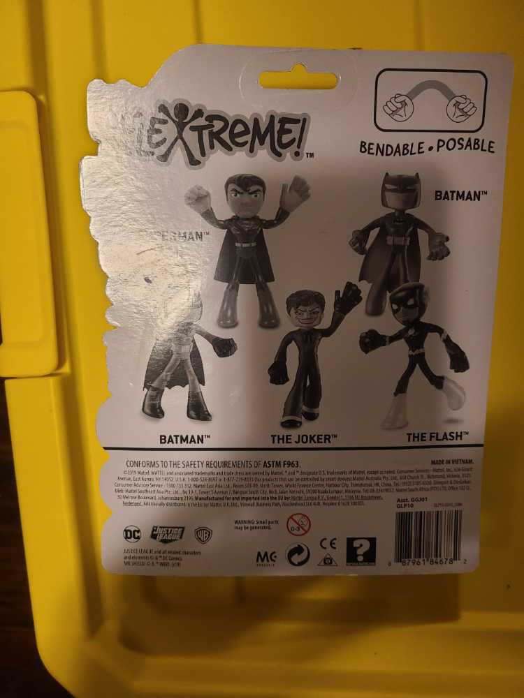 Mattel DC Comics Justice League FlexTreme Series Superman  - DC Mattel (Flextreme!) action figure collectible [Barcode 887961846782] - Main Image 2