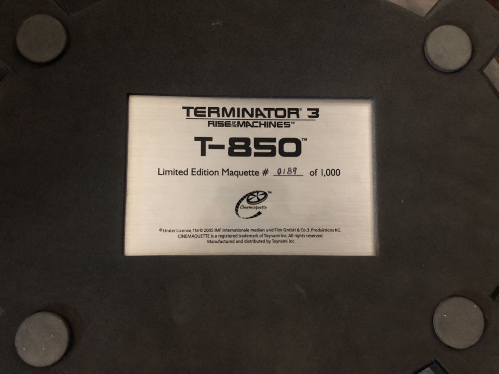 T-850 - McFarlane Toys (Terminator 3: Rise Of The Machines) action figure collectible - Main Image 4