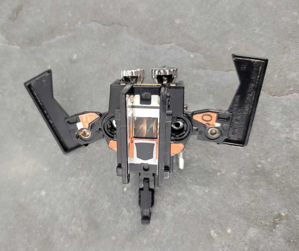 Buzzsaw Sticker Head Cassette - Hasbro (1984) action figure collectible - Main Image 4