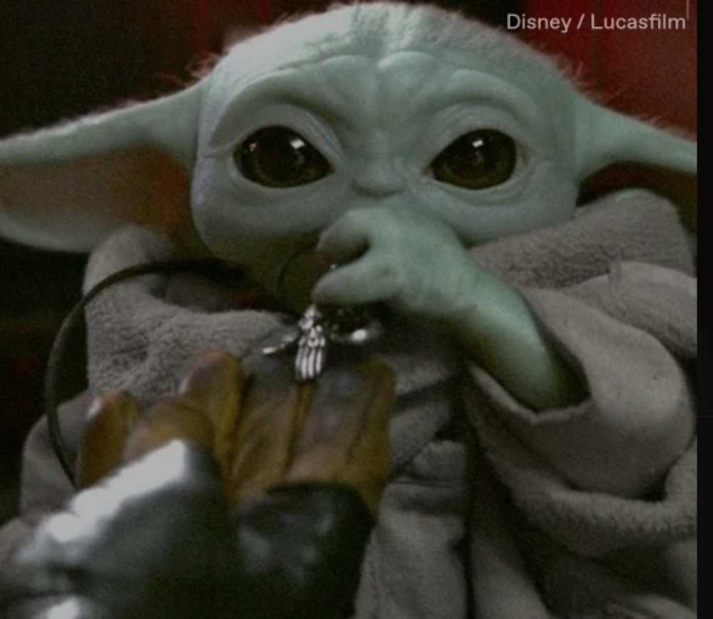 The Child (Bite Necklace) - Disney / Hasbro (Bounty Collection 2” 2020- Now: Series 2) action figure collectible [Barcode 5010993808113] - Main Image 4