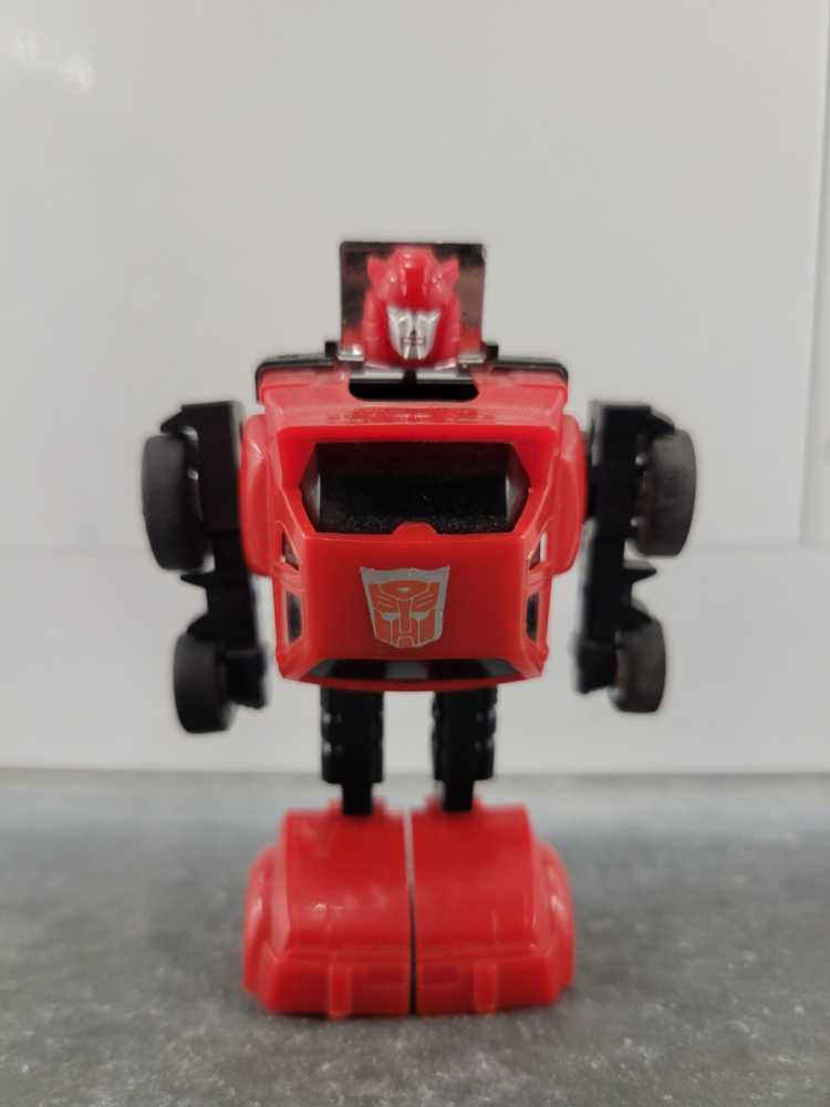 G1 Cliffjumper Reissue - Hasbro (G1 Reissue) action figure collectible - Main Image 2