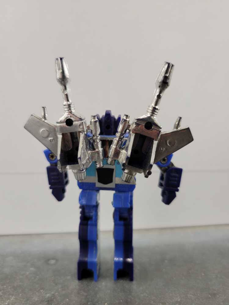 Frenzy 3rd Robot Mode Cassette  - Hasbro (1984) action figure collectible - Main Image 4