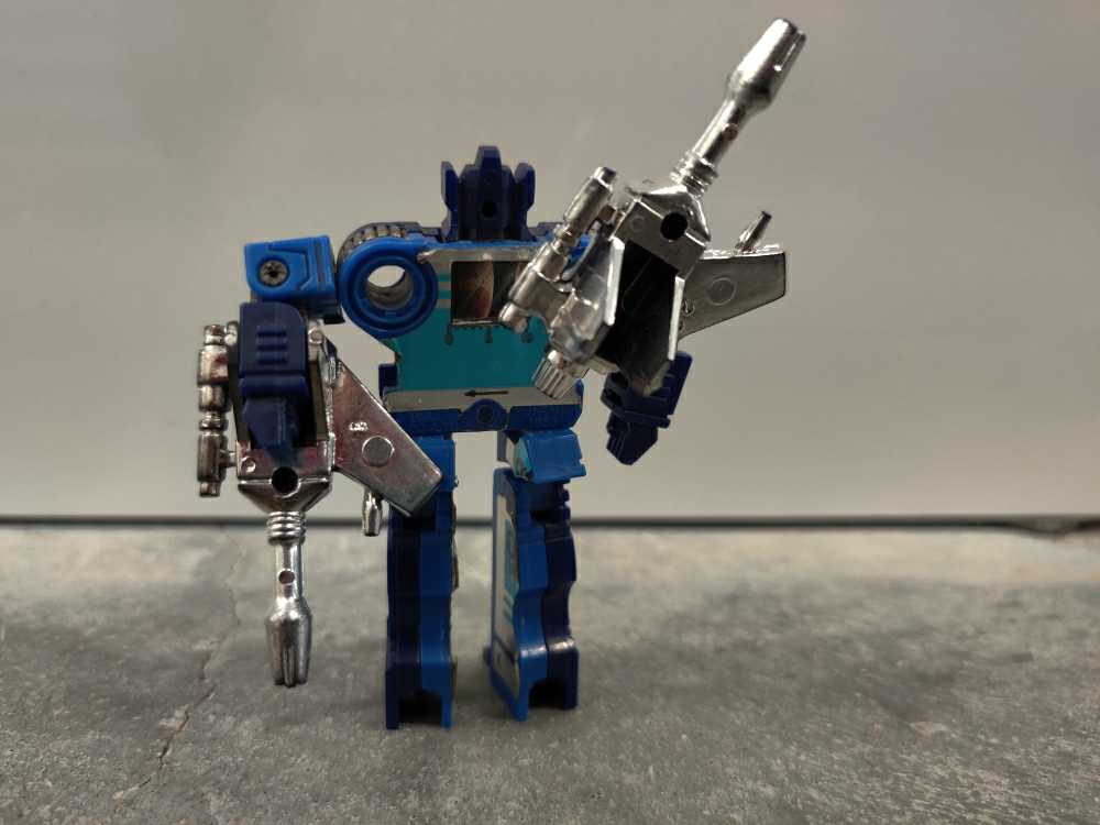 Frenzy 2nd Pre Rub Robot Mode Cassette  - Hasbro (1984) action figure collectible - Main Image 2