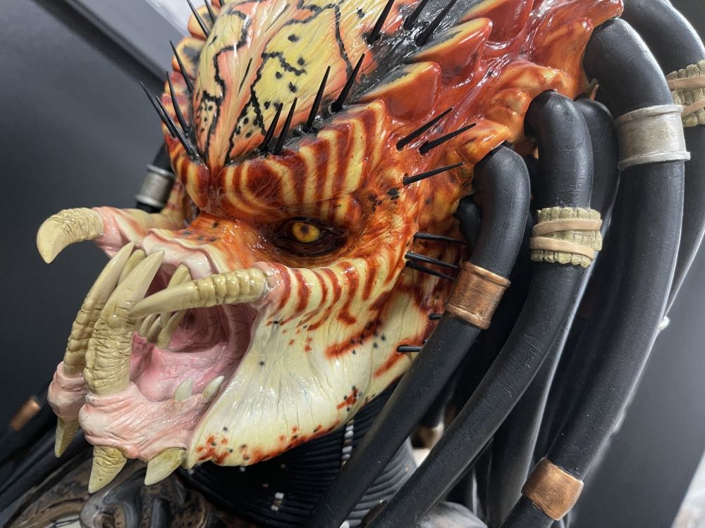 By Sideshow Predator 2 Legendary Scale™ Bust By - Sideshow Collectibles (Predator 2) action figure collectible [Barcode 747720215818] - Main Image 2