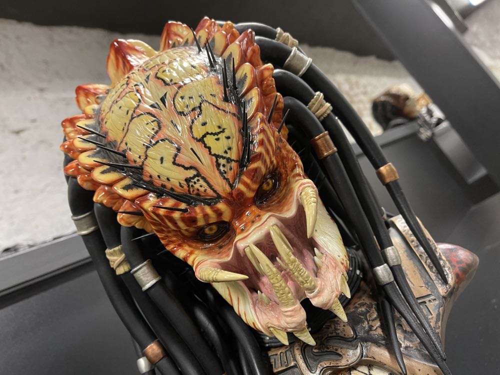 By Sideshow Predator 2 Legendary Scale™ Bust By - Sideshow Collectibles (Predator 2) action figure collectible [Barcode 747720215818] - Main Image 3