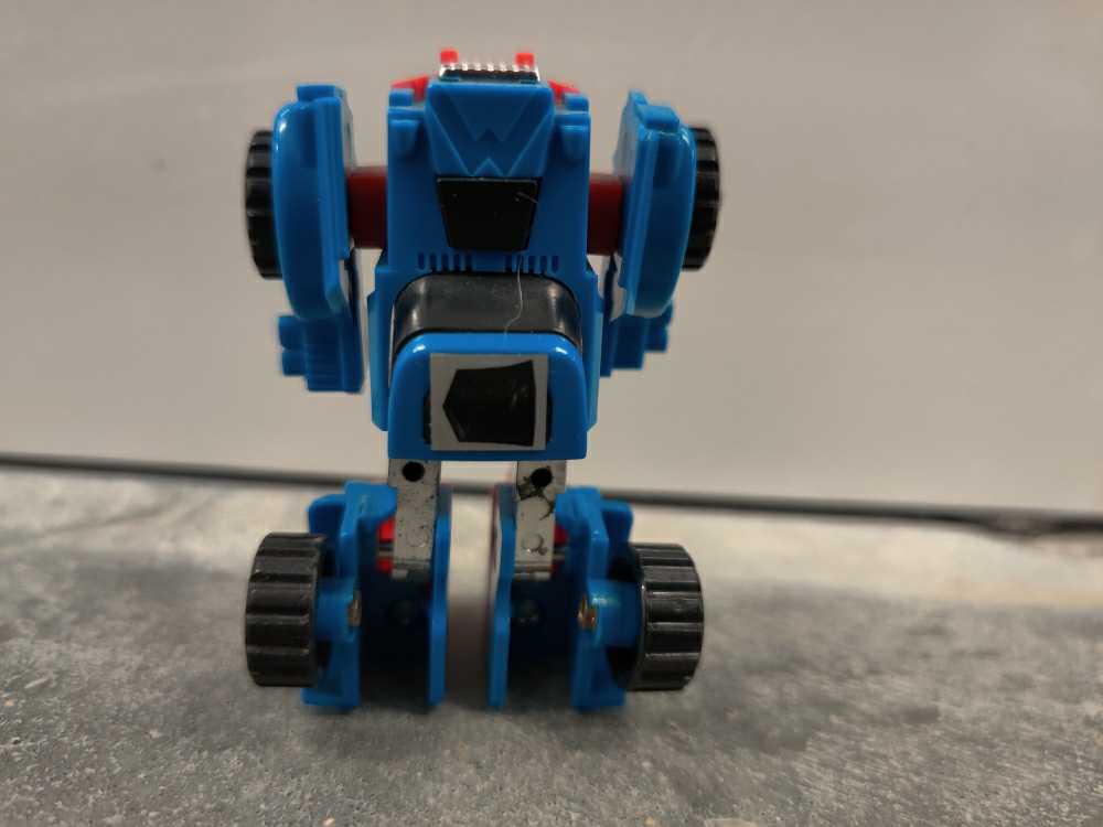 Gears 1st Minibot Mini Bot - Hasbro (1984) action figure collectible - Main Image 2