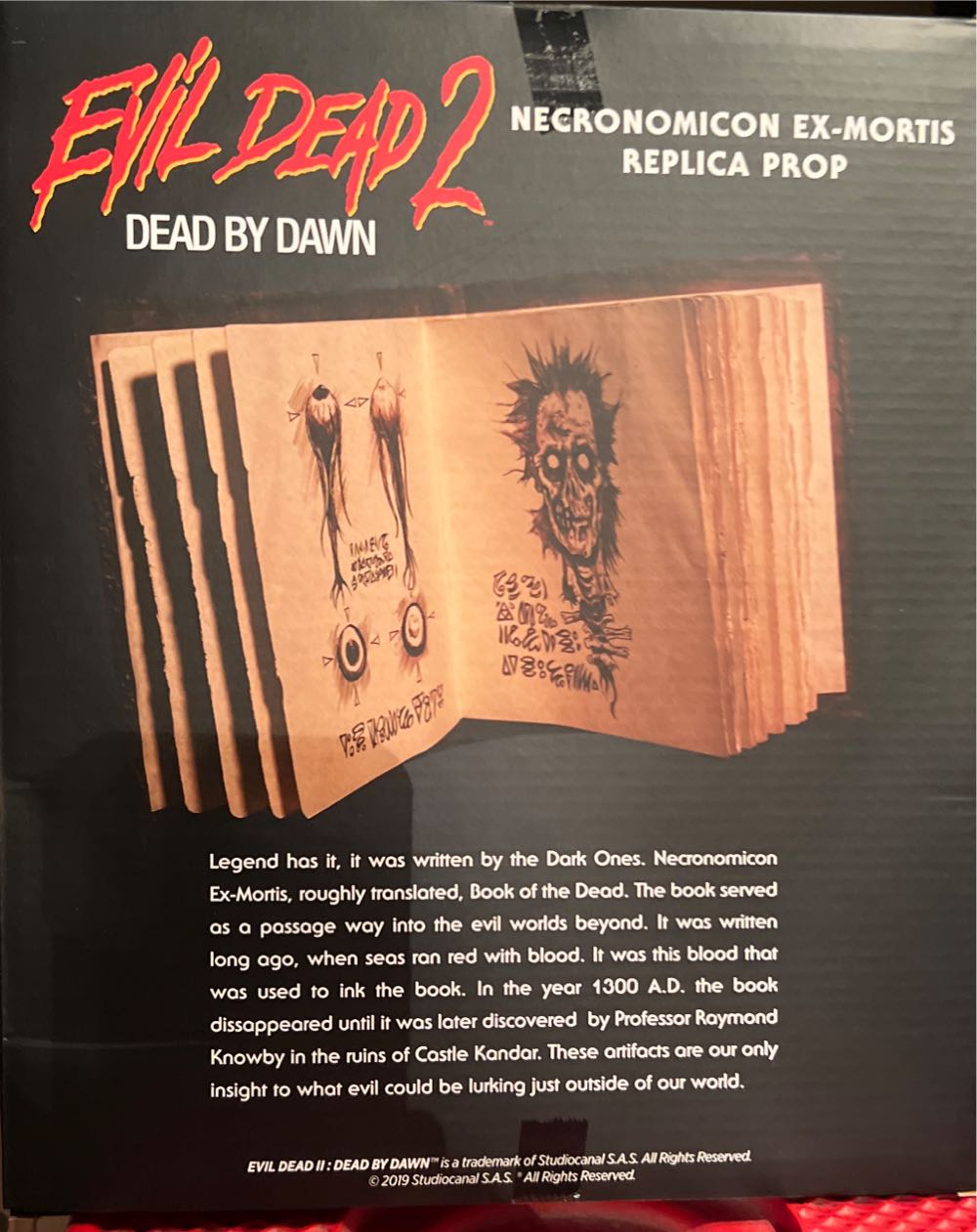 Necronomicon - Prop Replica - Trick or Treat Studios (Evil Dead) action figure collectible [Barcode 811501031703] - Main Image 3