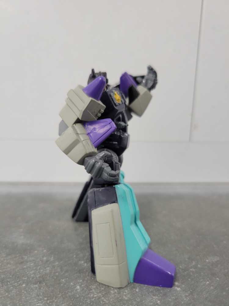 Gigatron (Robot Mode) - Hasbro (Heroes Of Cybertron SCF) action figure collectible - Main Image 2