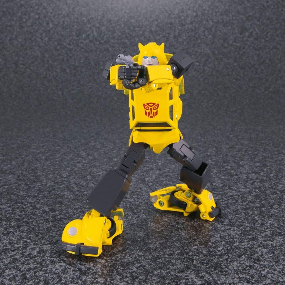 MP-45 Bumble Ver 2.0 - Takara (The Transformers) action figure collectible [Barcode 4904810595984] - Main Image 2