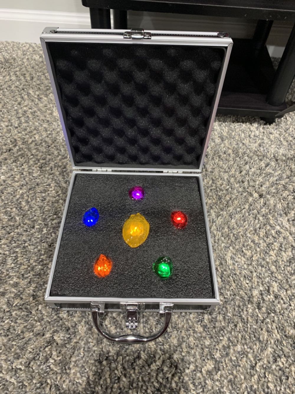 Marvel’s Infinity Stones  action figure collectible - Main Image 1