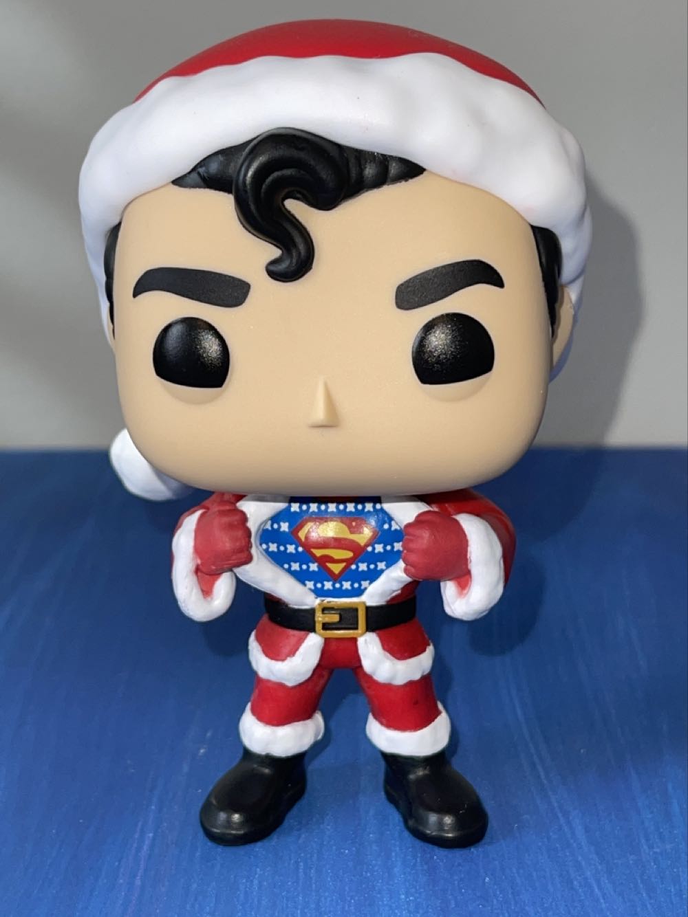 Christmas Superman - Funko action figure collectible - Main Image 1