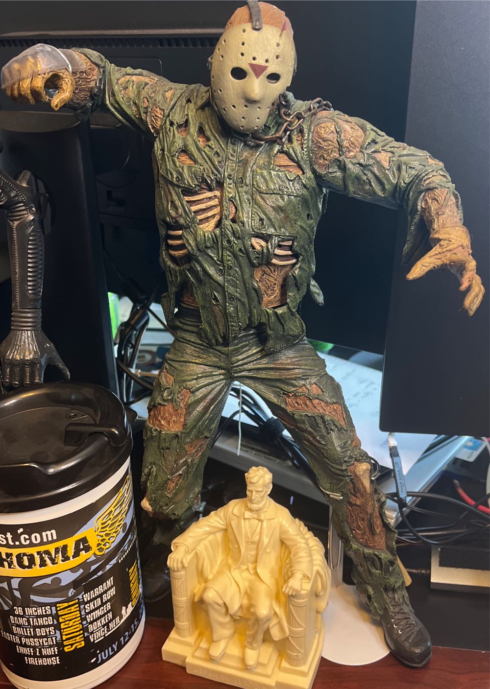 Jason Vorhees 12” - Neca action figure collectible - Main Image 2
