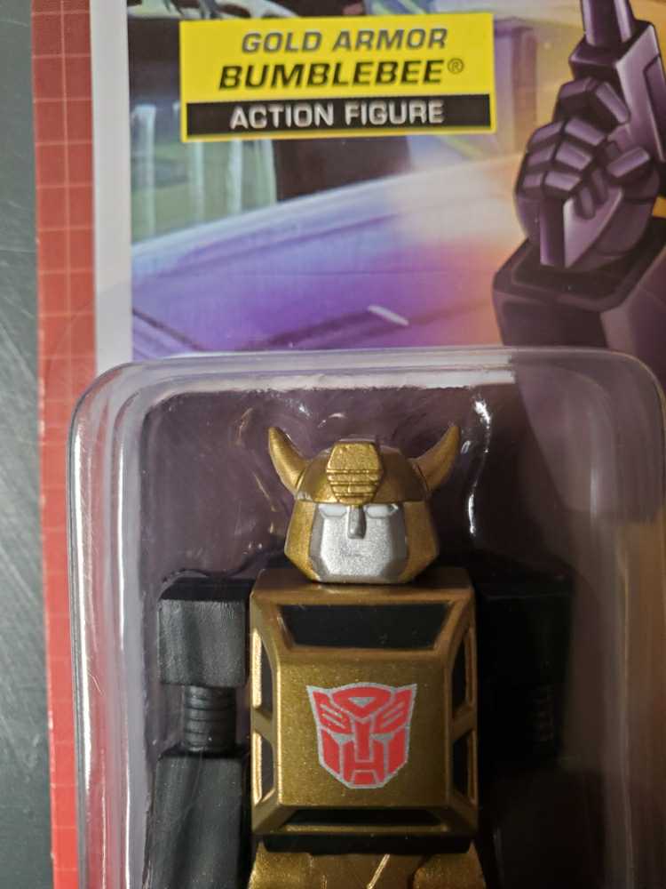 Super7 Reaction “Gold Armor Bumblebee” - Hasbro (Transformers Reaction) action figure collectible [Barcode 840049811645] - Main Image 3