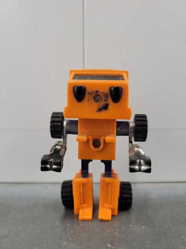 Huffer 1st Original Minibot Mini Bot - Hasbro (1984) action figure collectible - Main Image 4