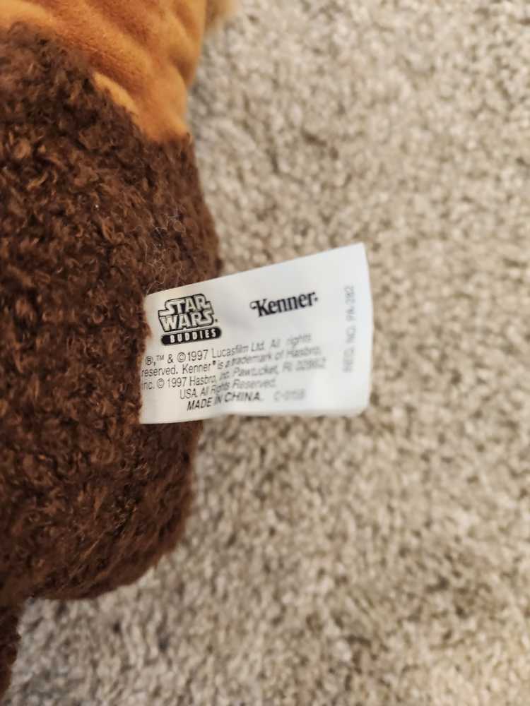 Star Wars Buddies Wicket The Ewok - Kenner (Star Wars: Return Of The Jedi) action figure collectible [Barcode 076281669274] - Main Image 3